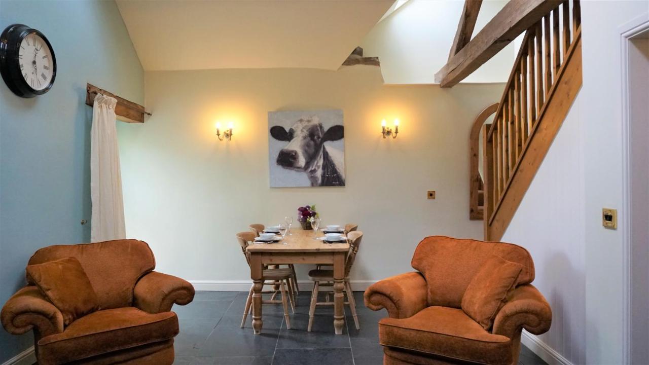 Sheep Dip Cottage - 5* Cyfie Farm, With Log Burner And Private Hot Tub Llanfyllin Екстер'єр фото